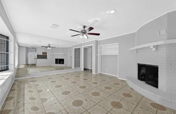 $2,100 | 11807 Stroud Drive, Houston, TX 77072