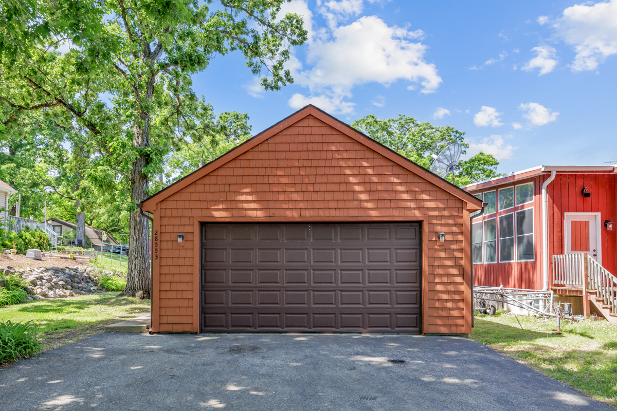 28553 West Treetop Road Ingleside, IL 60041 - Photo 2 of 29