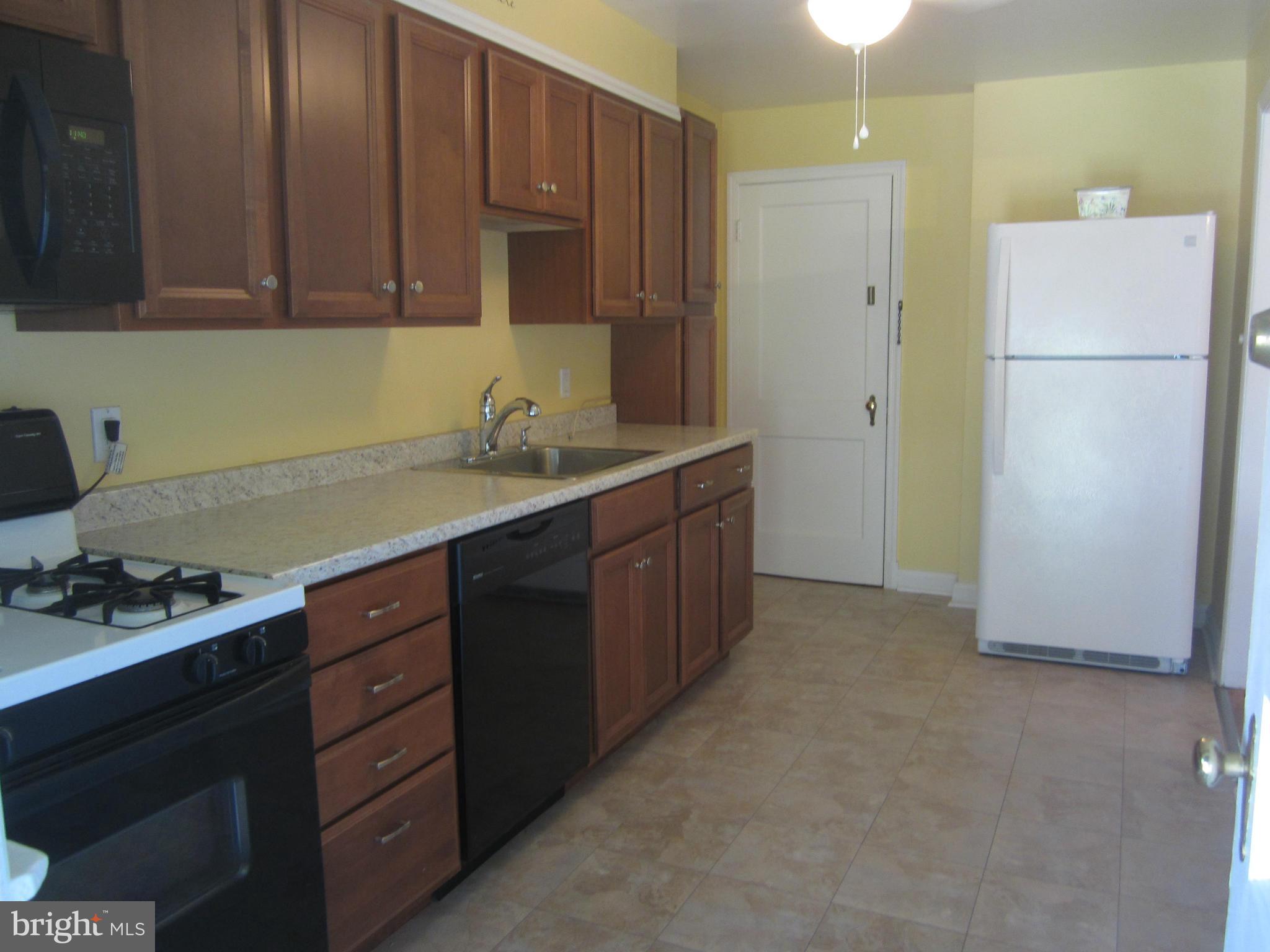 1506 Langford Road Baltimore, MD 21207 - Photo 7 of 18 Kitchen