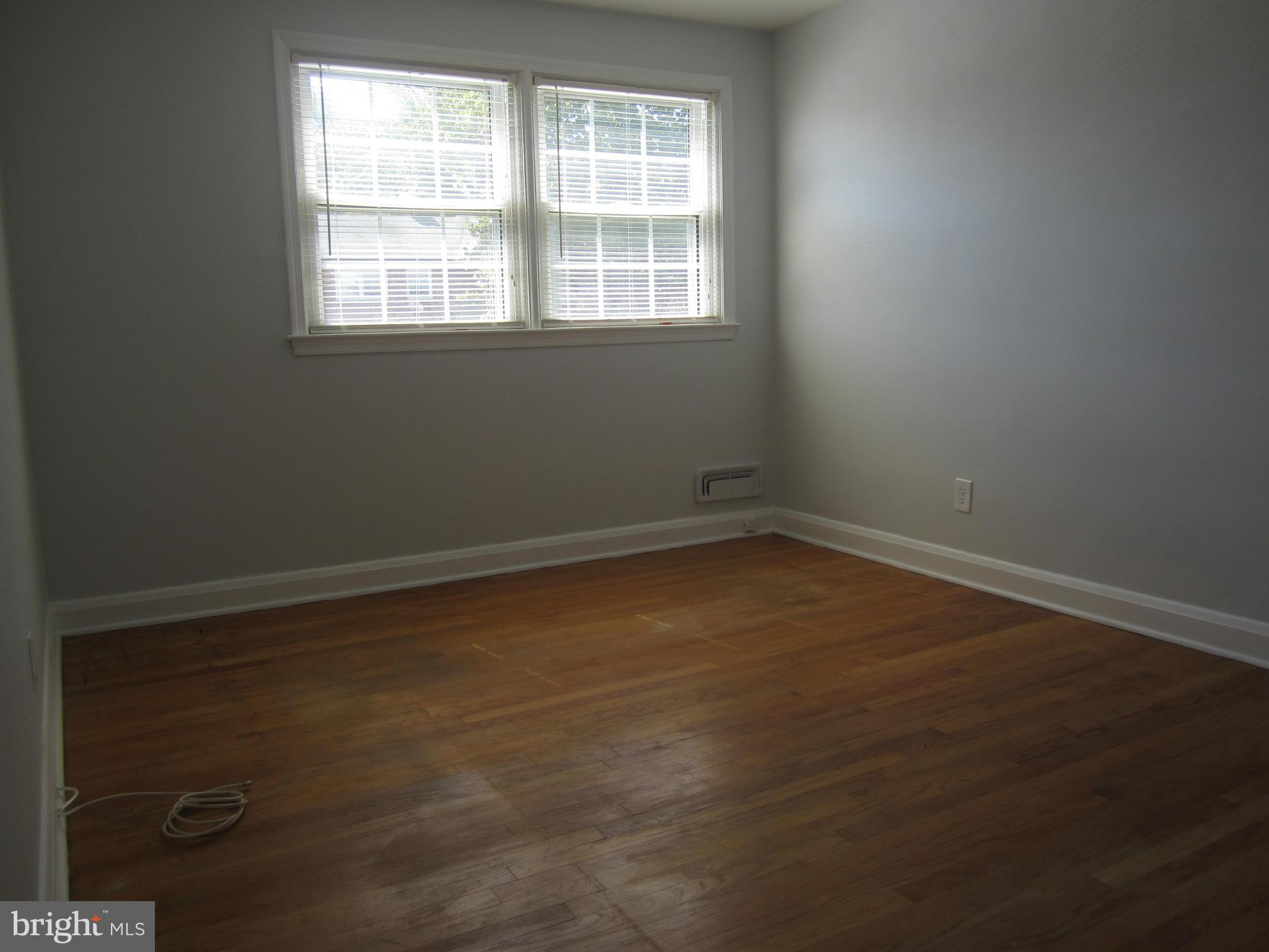 1506 Langford Road Baltimore, MD 21207 - Photo 9 of 18 Bedroom (Master)