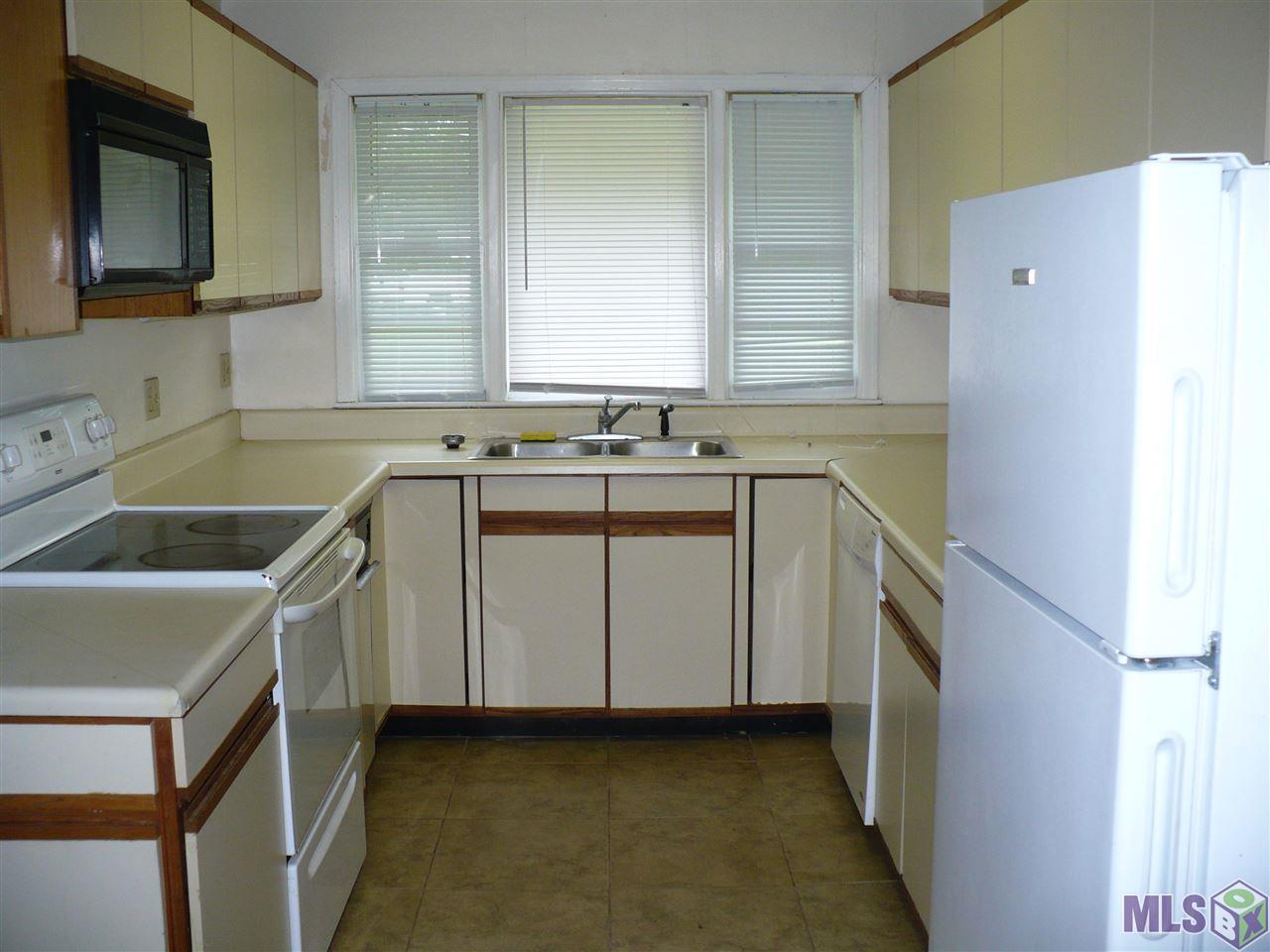 1413 West Chimes Street Baton Rouge, LA 70802 - Photo 3 of 15 Gallery Image 3