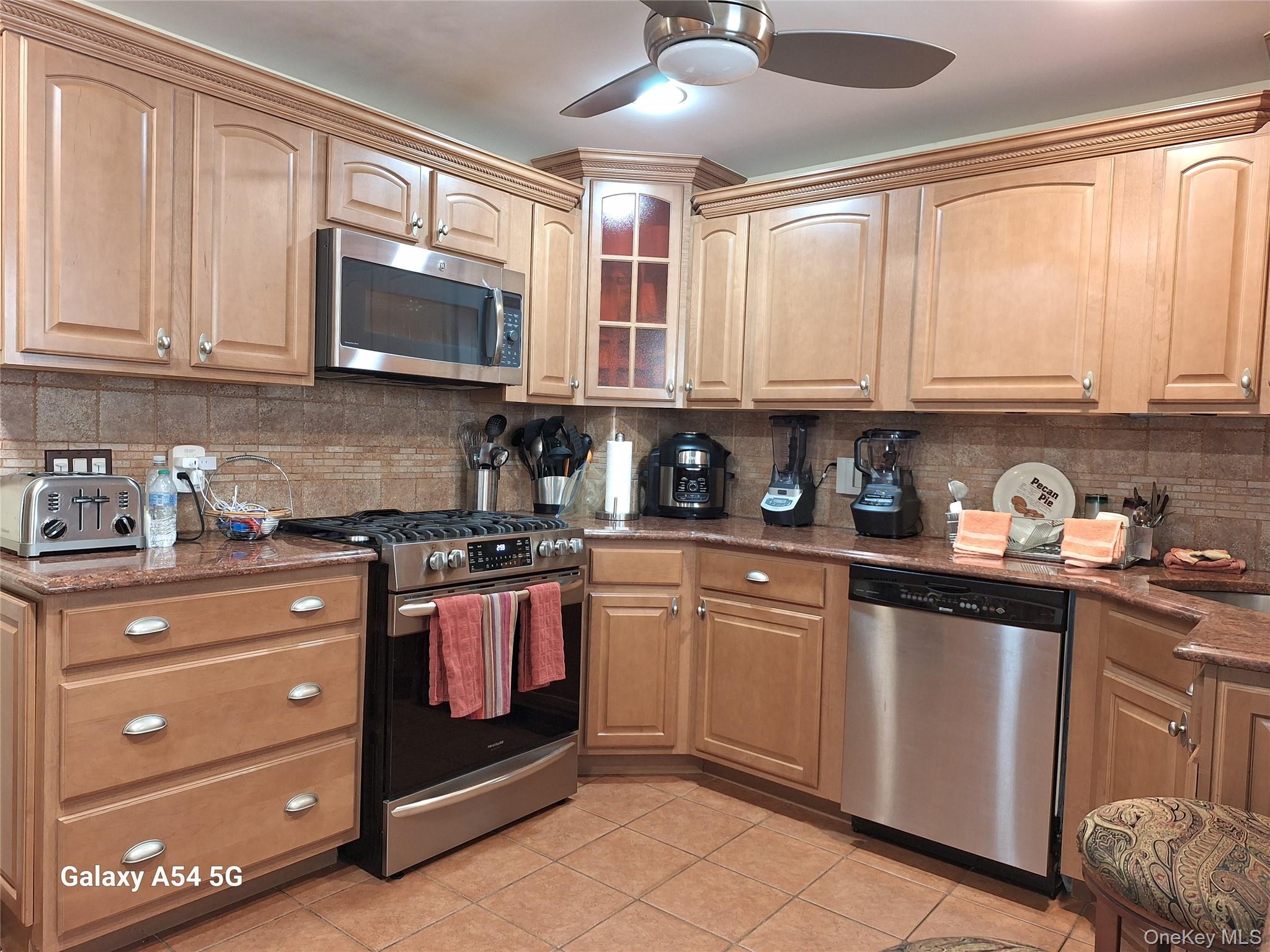 85-46 96th Street Queens, NY 11421 - Photo 7 of 37