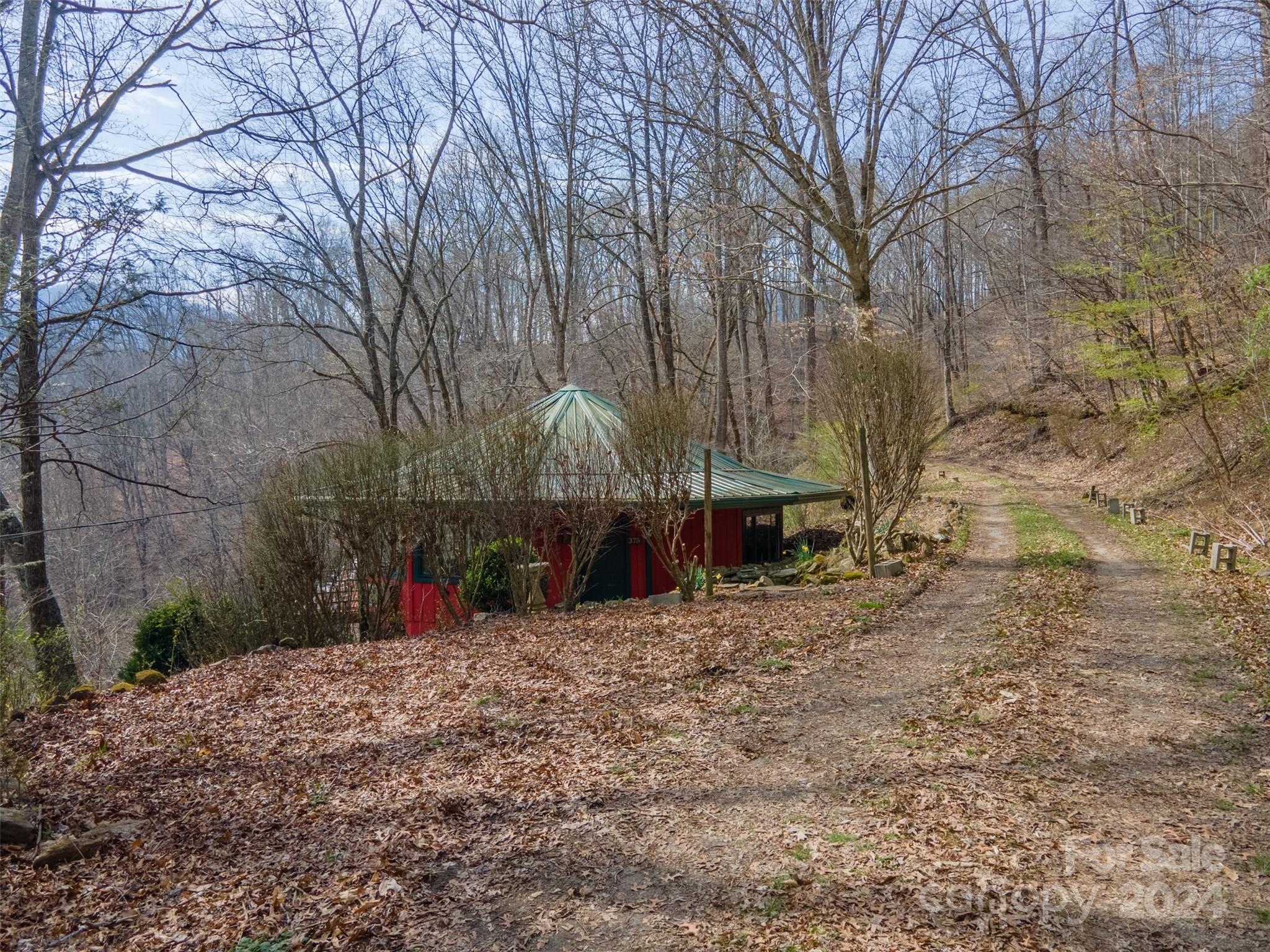 375 Tobacco Road Cullowhee, NC 28723 - Photo 26 of 37 Gallery Image 26