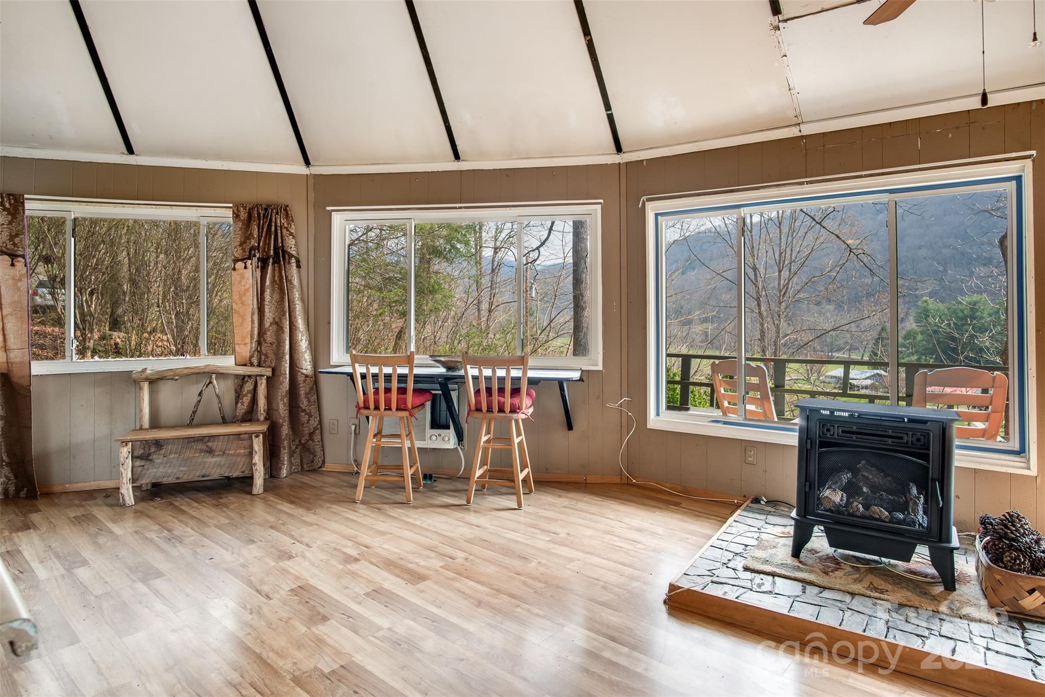 375 Tobacco Road Cullowhee, NC 28723 - Photo 7 of 37 Gallery Image 7
