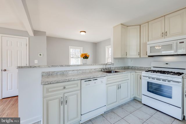 $405,400 | 4806 Hamilton Street, Hyattsville, MD 20781