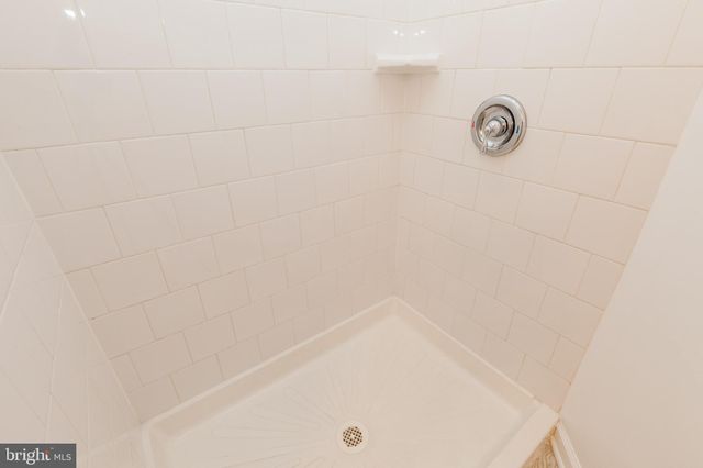 $405,400 | 4806 Hamilton Street, Hyattsville, MD 20781