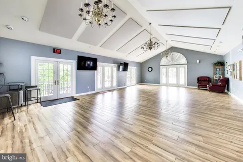 $560,000 | 14738 Grobie Pond Lane, Centreville, VA 20120