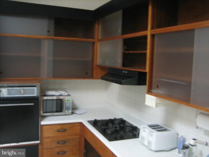 420 Sisson Court Silver Spring, MD 20902 - Photo 12 of 19 More of the Kitchen