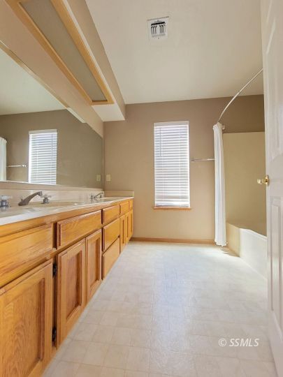 204 Barbara Avenue Ridgecrest, CA 93555 - Photo 20 of 26 Gallery Image 20