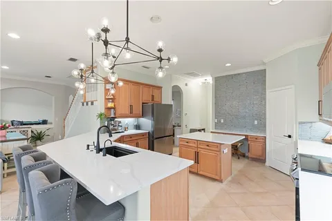 $925,000 | 8503 Laurel Lakes Cove, Naples, FL 34119