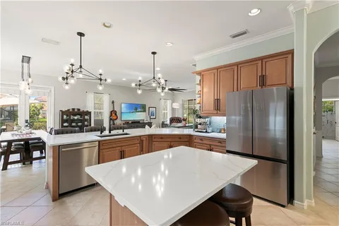 $925,000 | 8503 Laurel Lakes Cove, Naples, FL 34119
