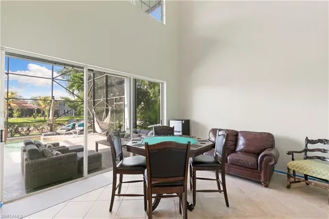 $925,000 | 8503 Laurel Lakes Cove, Naples, FL 34119