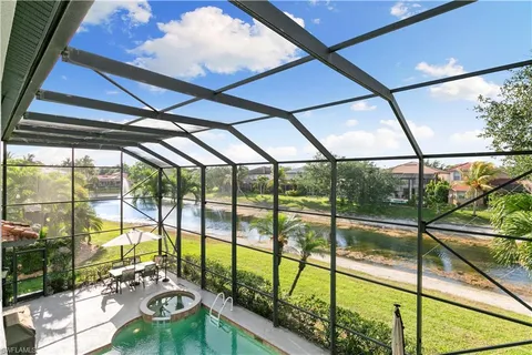 $925,000 | 8503 Laurel Lakes Cove, Naples, FL 34119