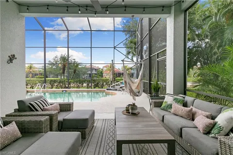 $925,000 | 8503 Laurel Lakes Cove, Naples, FL 34119