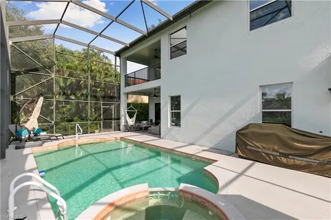 $925,000 | 8503 Laurel Lakes Cove, Naples, FL 34119