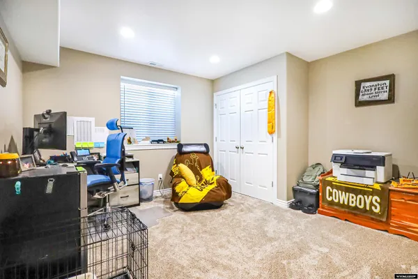 $560,000 | 803 7th Street, Evanston, WY 82930