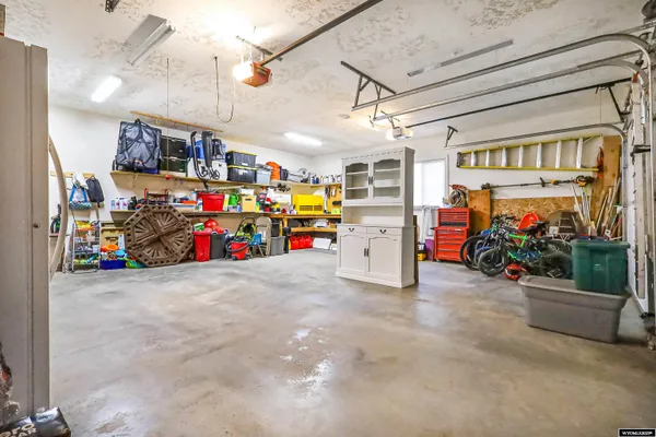 $560,000 | 803 7th Street, Evanston, WY 82930