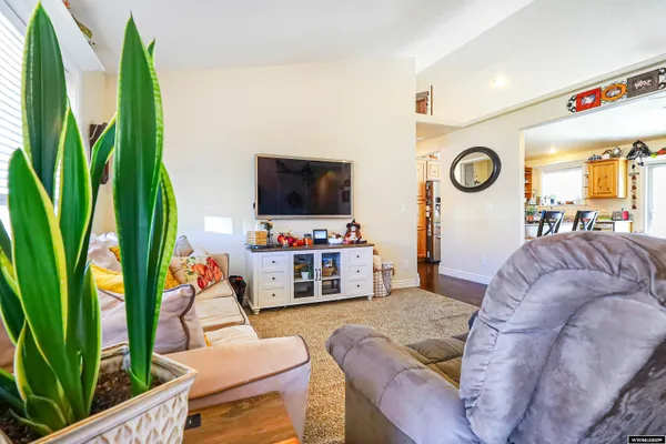 $560,000 | 803 7th Street, Evanston, WY 82930