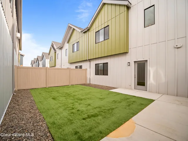 $685,000 | 993 East RR Avenue, Post Falls, ID 83854