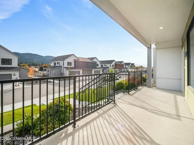 $685,000 | 993 East RR Avenue, Post Falls, ID 83854