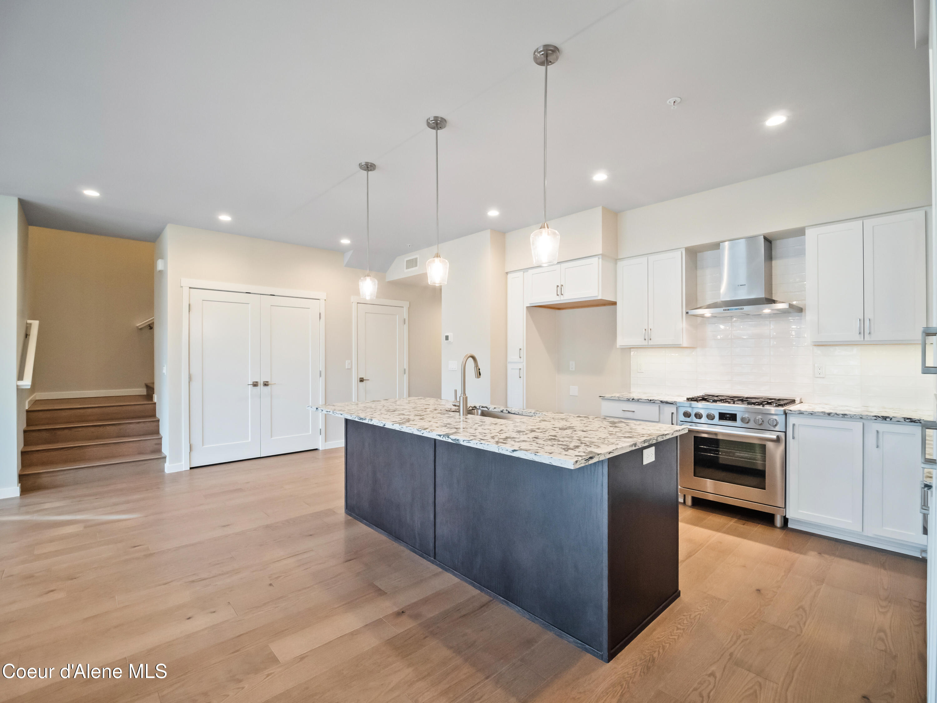 993 East RR Avenue Post Falls, ID 83854 - Photo 6 of 44 full_unit 993_19