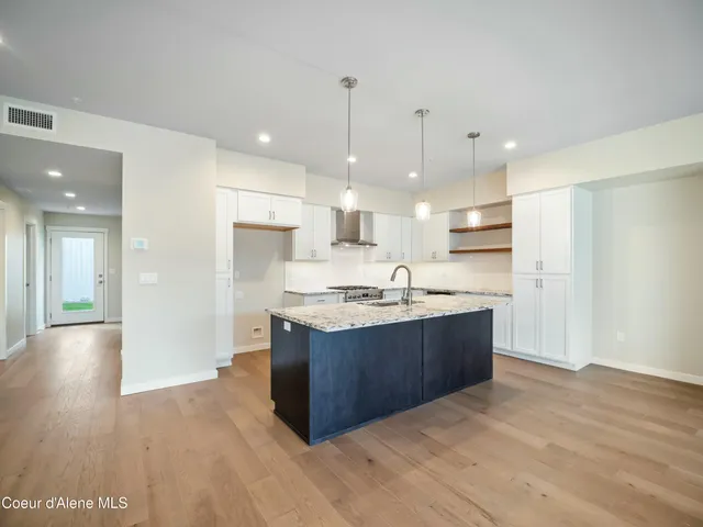 $685,000 | 993 East RR Avenue, Post Falls, ID 83854