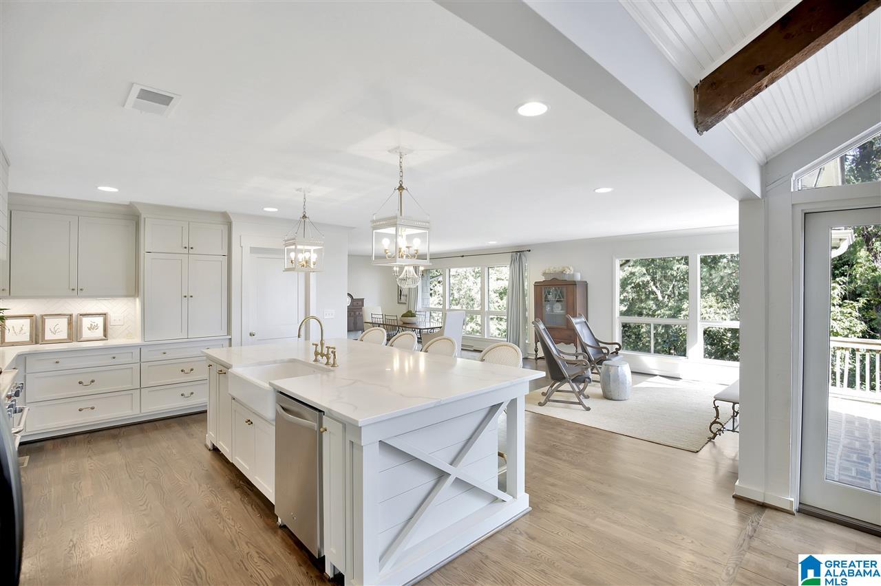 229 Vestavia Circle Birmingham, AL 35216 - Photo 13 of 46
