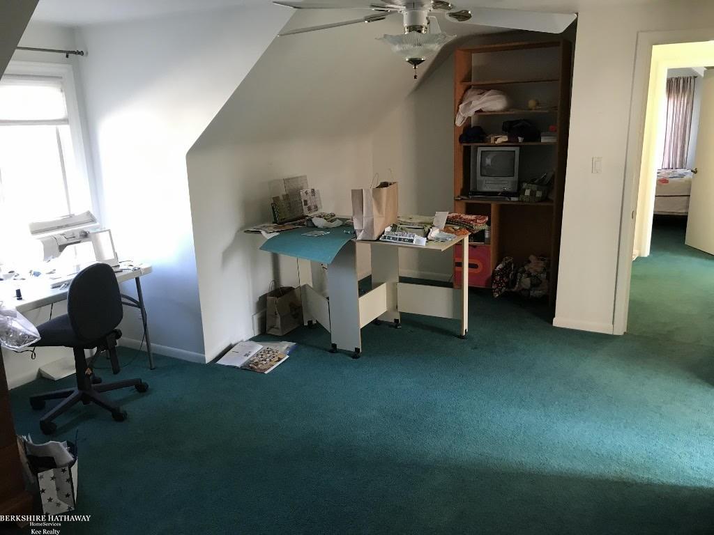 1047 Harvard Road Grosse Pointe, MI 48230 - Photo 18 of 28 Second Floor Bedroom