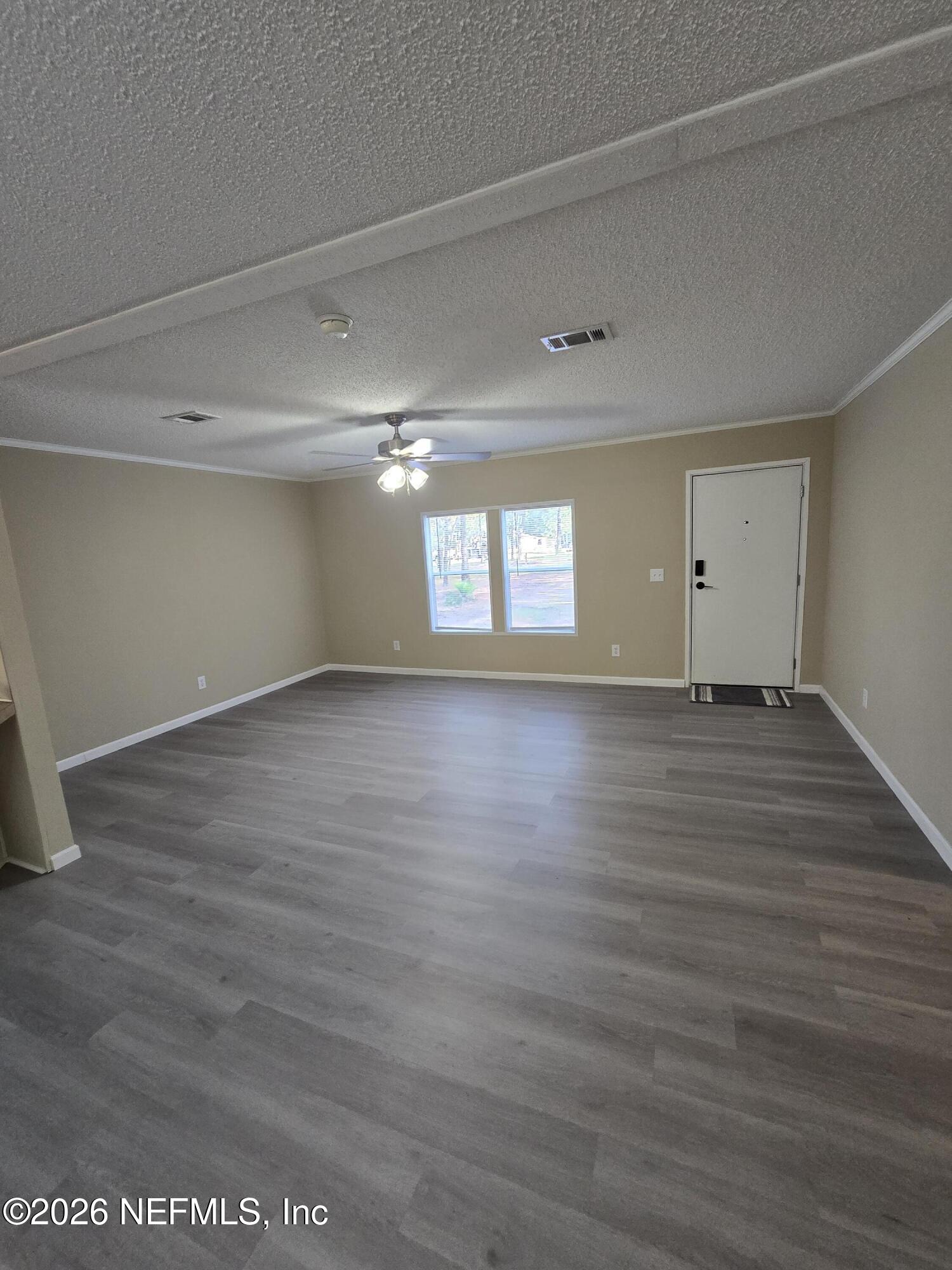 229 Dolphin Circle Middleburg, FL 32068 - Photo 10 of 25 1000084502