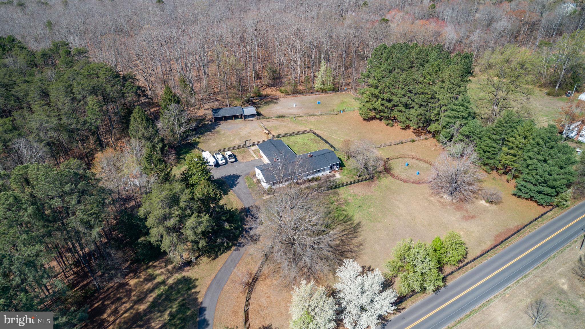 10122 Elys Ford Road Fredericksburg, VA 22407 - Photo 11 of 89