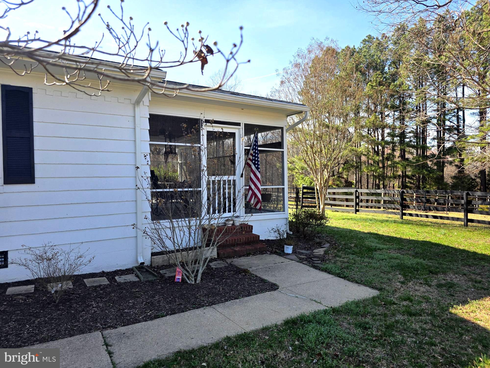 10122 Elys Ford Road Fredericksburg, VA 22407 - Photo 32 of 89 Charming home with inviting porch.