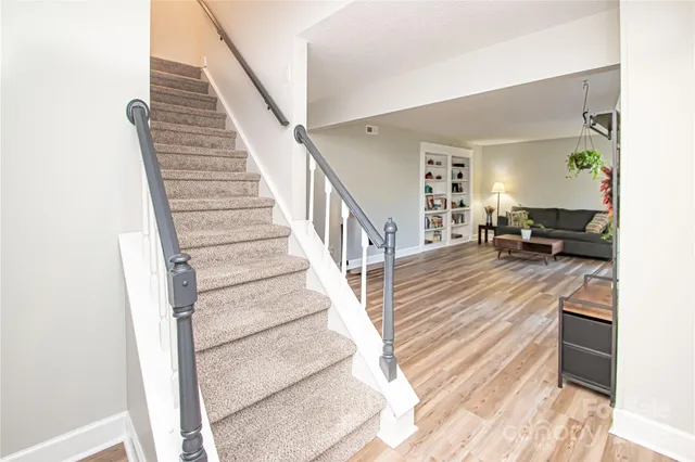 $515,000 | 7433 Quail Ridge Drive, Charlotte, NC 28226