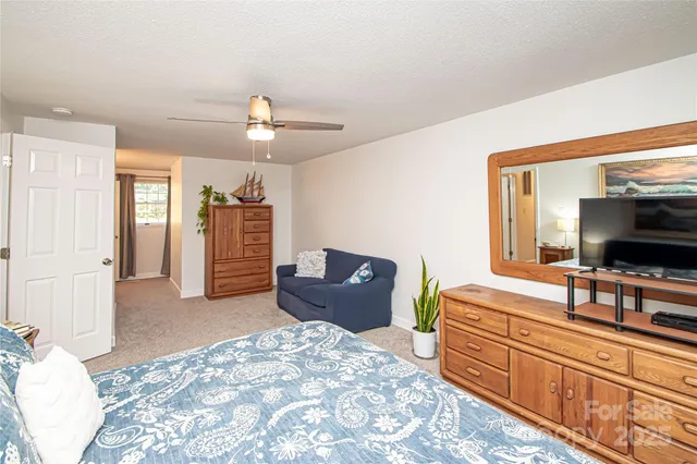 $515,000 | 7433 Quail Ridge Drive, Charlotte, NC 28226