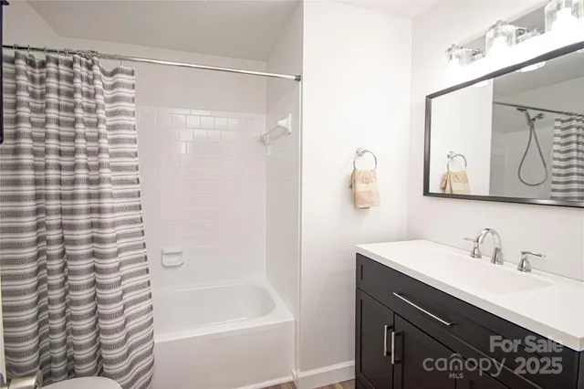 $515,000 | 7433 Quail Ridge Drive, Charlotte, NC 28226