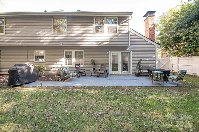 $515,000 | 7433 Quail Ridge Drive, Charlotte, NC 28226