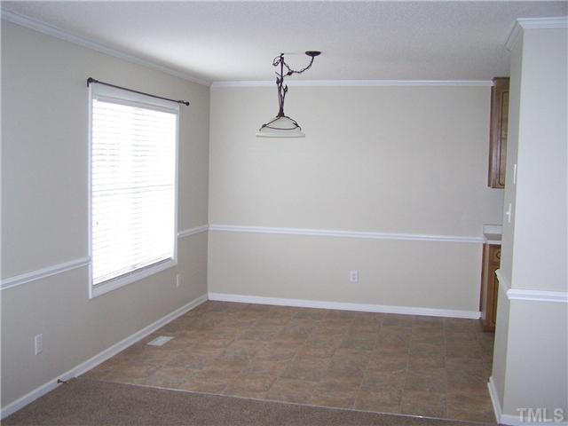 1257 Sanders Road Benson, NC 27504 - Photo 3 of 15 Breakfast room opens right into kitchen and large family room Breakfast Area