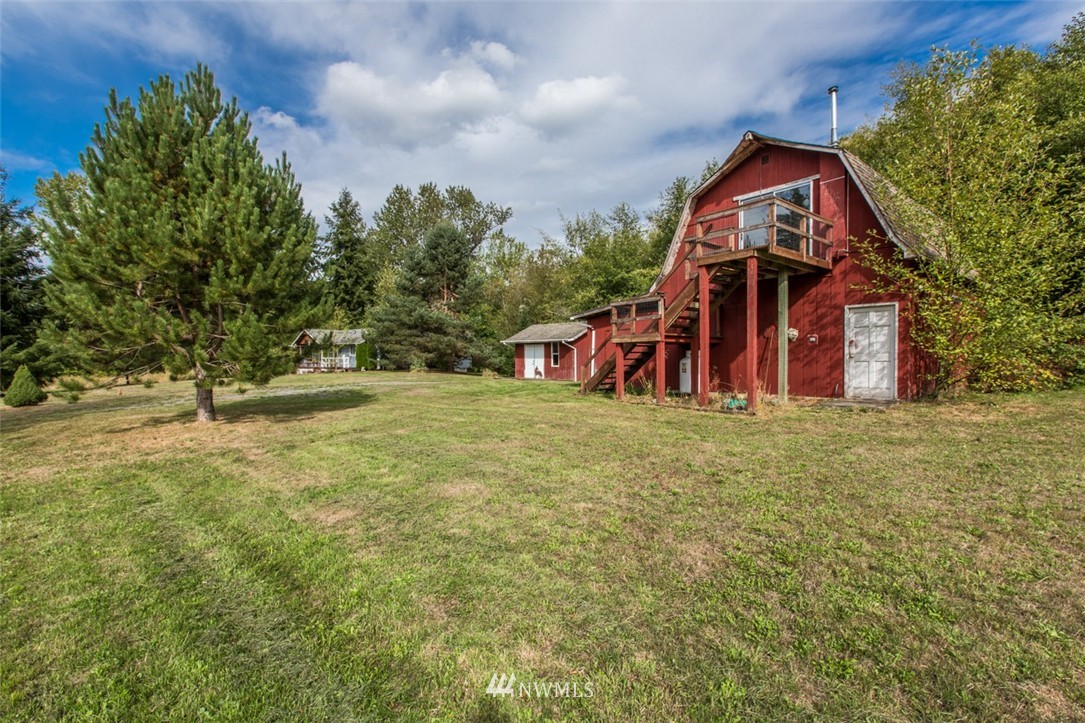 17304 Mulqueen Road Southeast Rainier, WA 98576 - Photo 2 of 19 Gallery Image 2