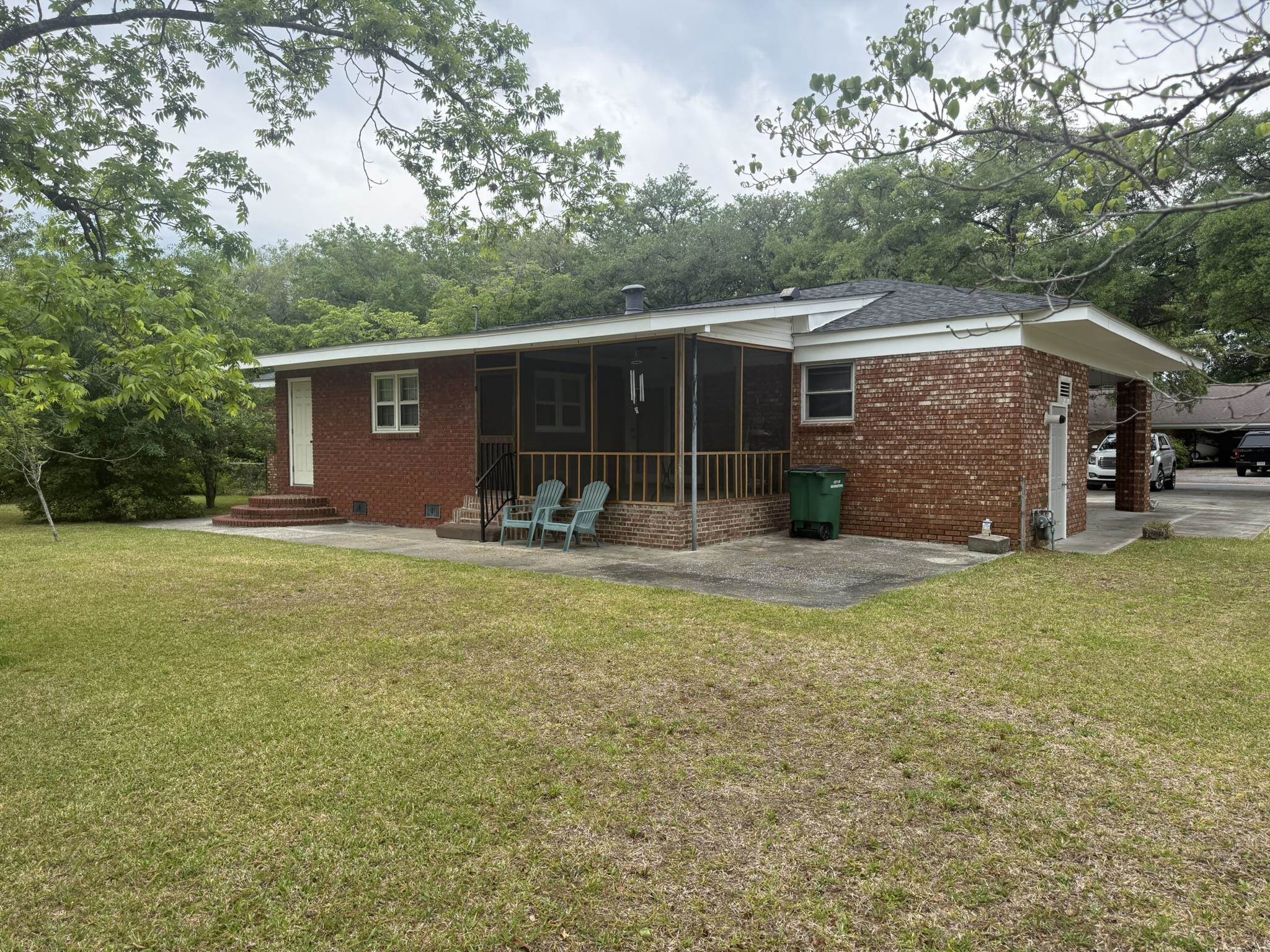 1109 Lucas Street Georgetown, SC 29440 - Photo 2 of 16