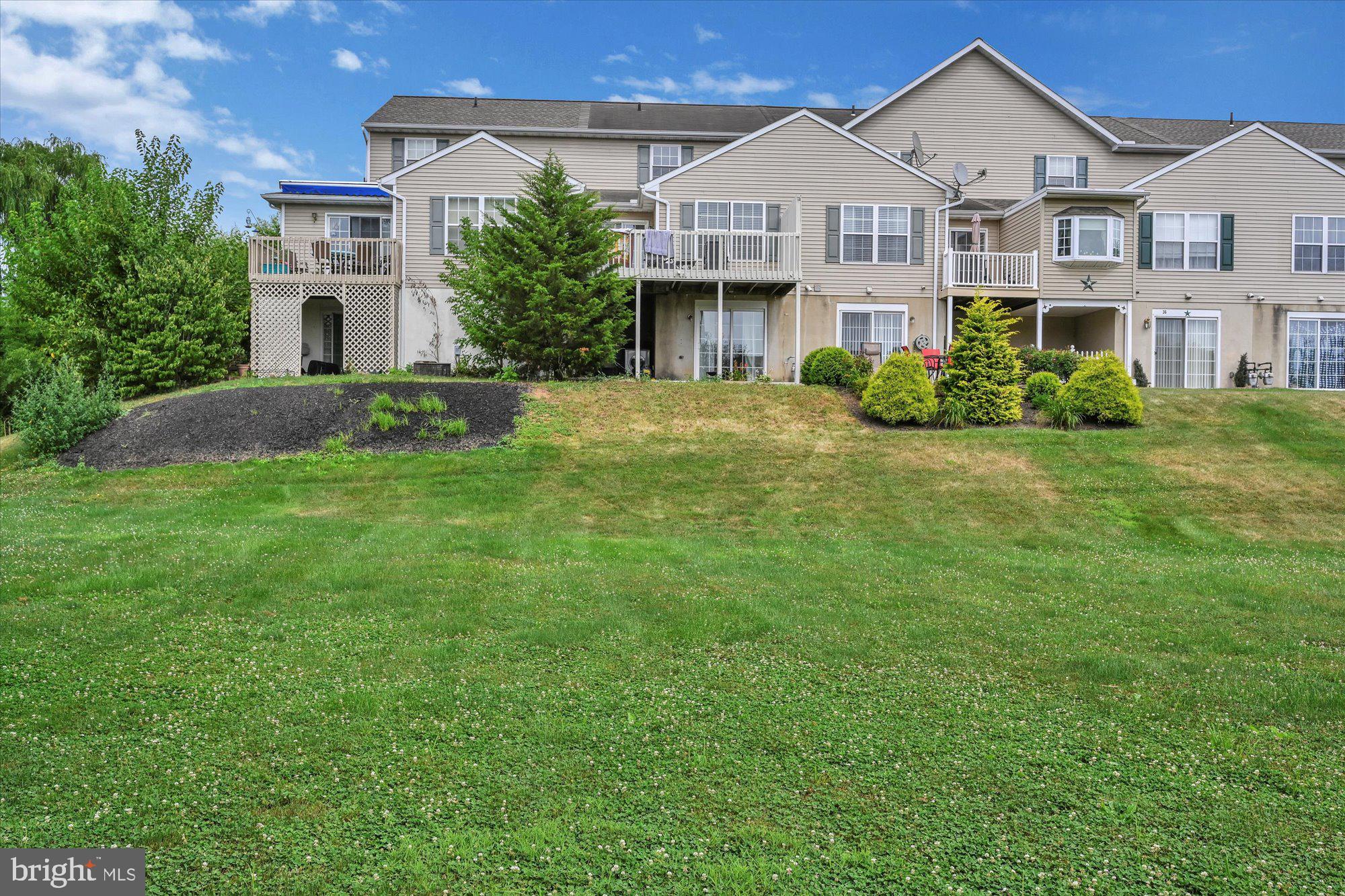 32 Sandstone Court Lititz, PA 17543 - Photo 27 of 41 Gallery Image 27
