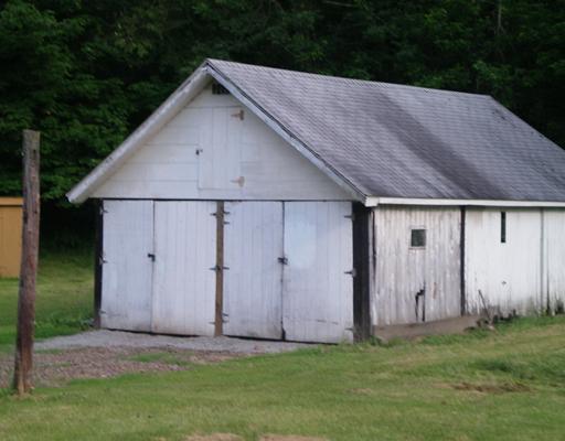 1400 Round Hill Road Elizabeth, PA 15037 - Photo 5 of 18 Storage.
