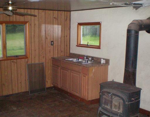 1400 Round Hill Road Elizabeth, PA 15037 - Photo 9 of 18 Kitchen.