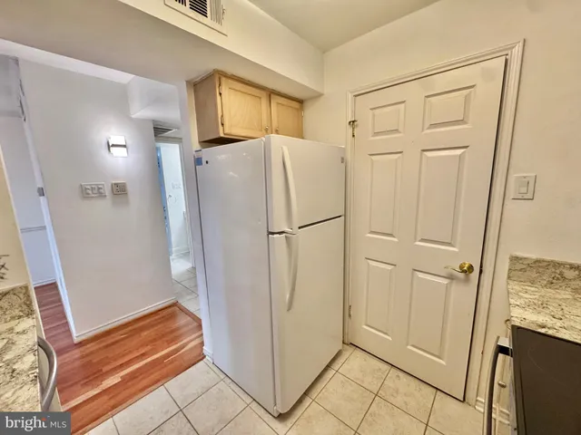 $1,850 | 1524 Lincoln Way, Unit 127, McLean, VA 22102