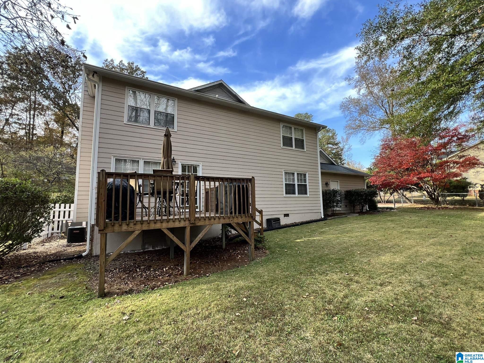 823 Brookhaven Road Anniston, AL 36207 - Photo 5 of 33