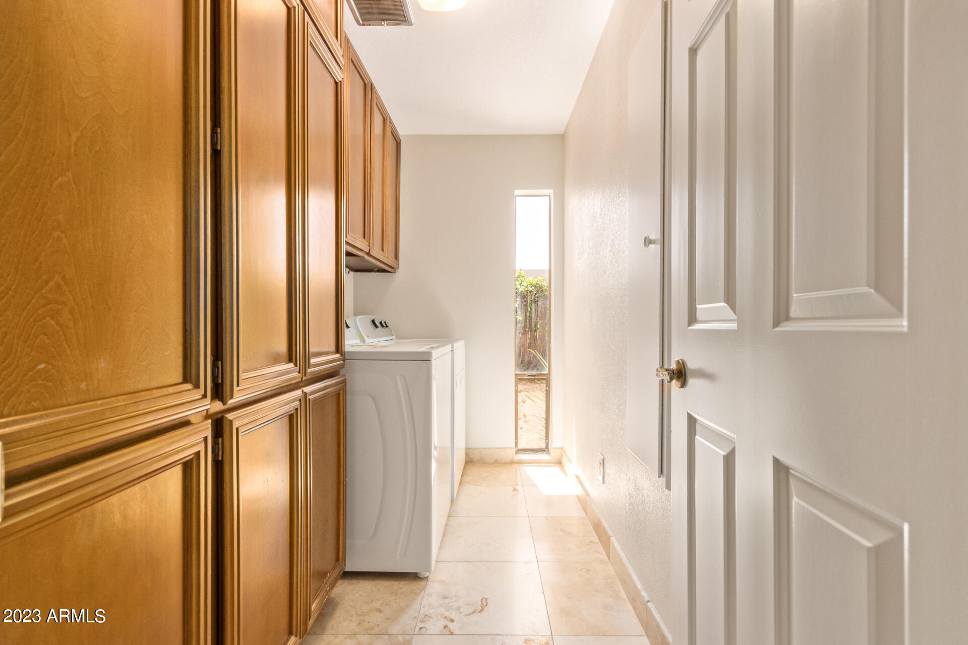 5443 North 25th Street Phoenix, AZ 85016 - Photo 20 of 25 Ample storage in Laundry