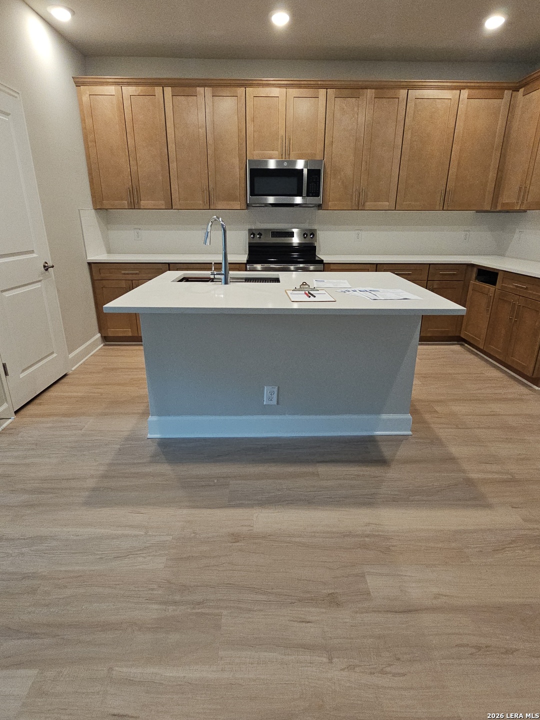 628 Winding River Lane Spring Branch, TX 78070 - Photo 5 of 30