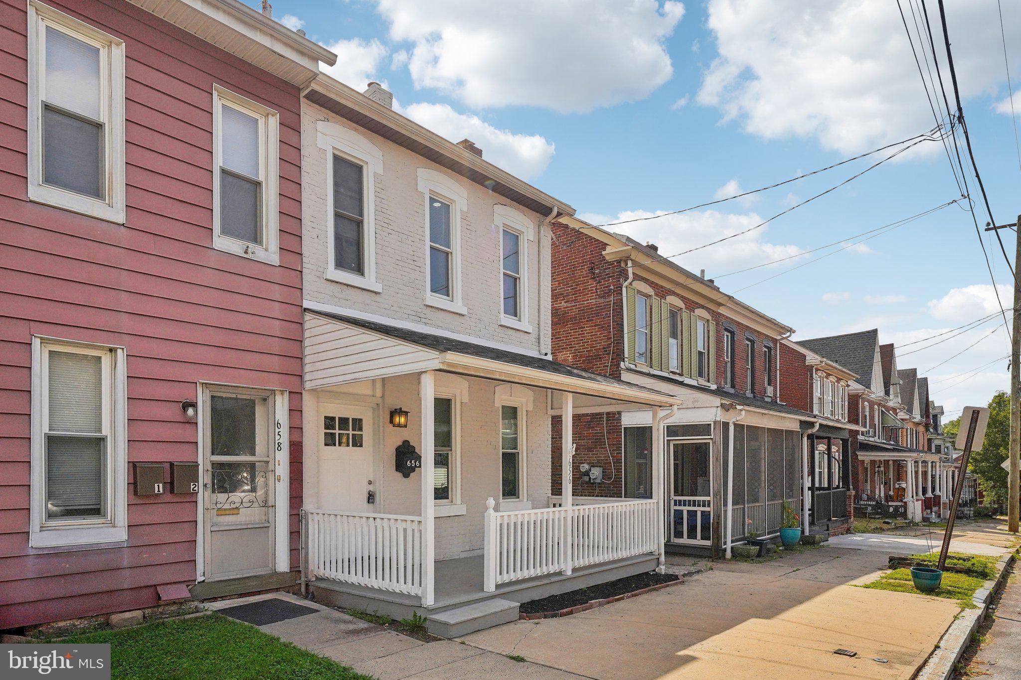 656 Walnut Street Pottstown, PA 19464 - Photo 3 of 49