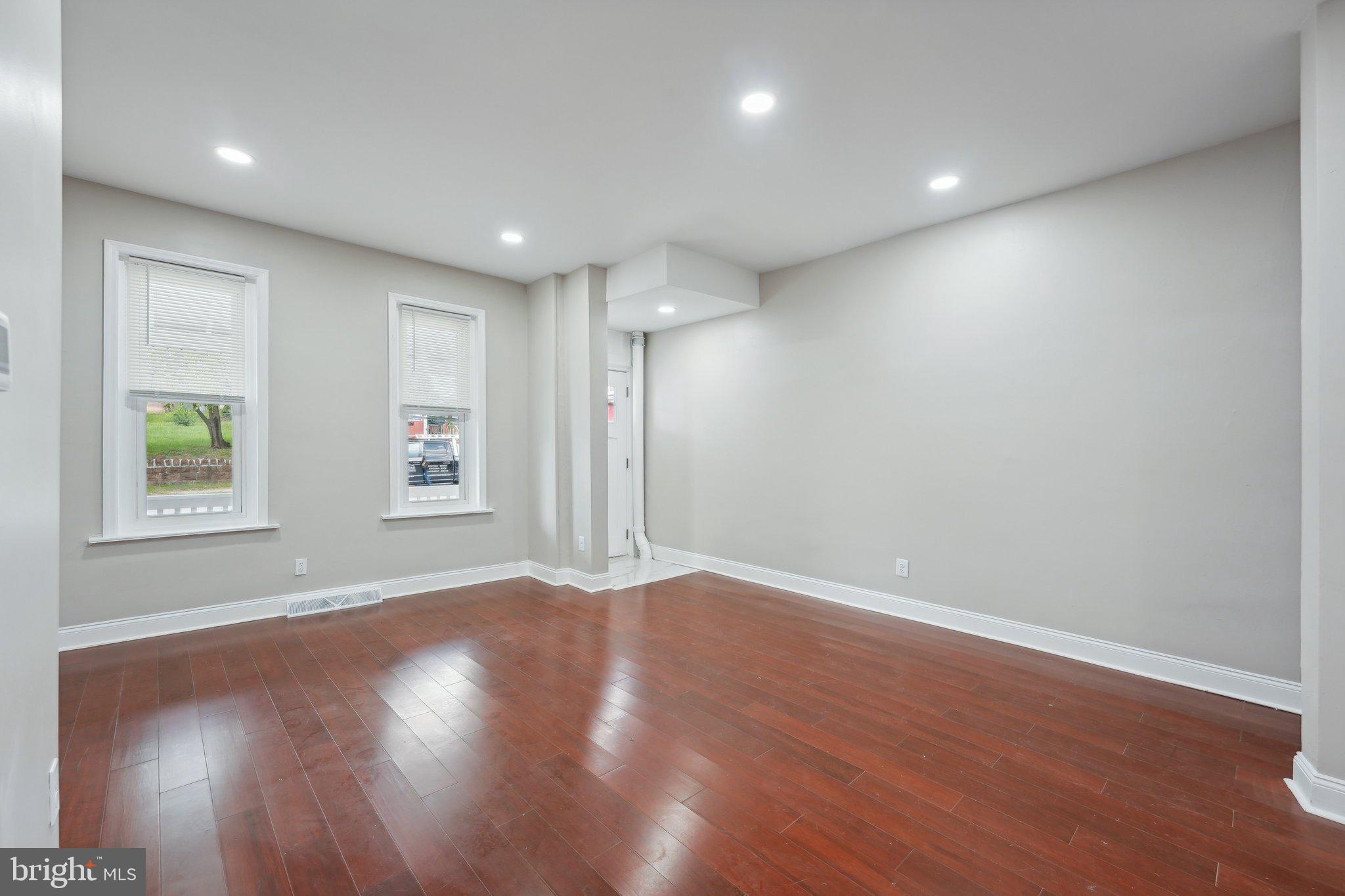 656 Walnut Street Pottstown, PA 19464 - Photo 5 of 49