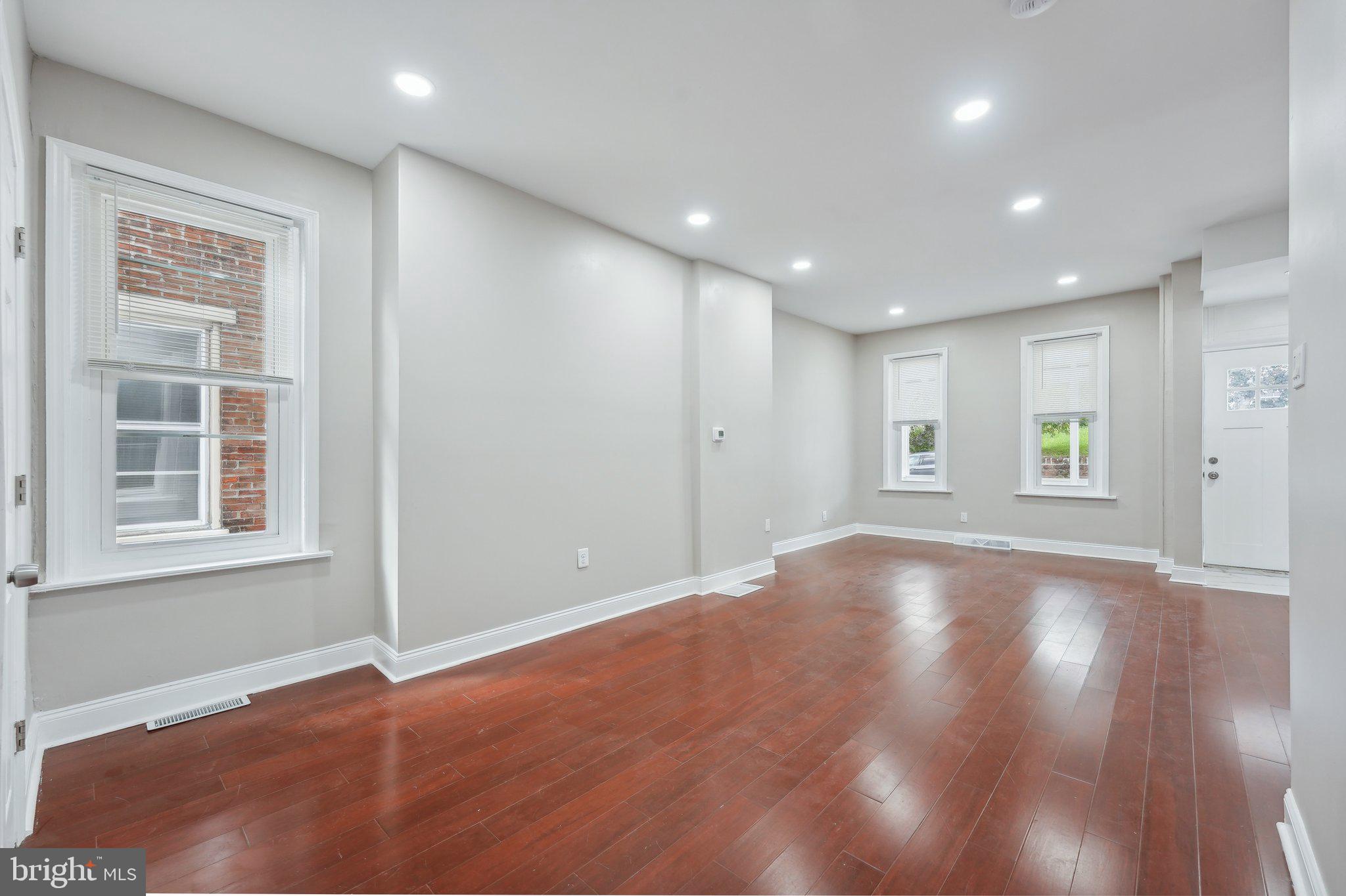 656 Walnut Street Pottstown, PA 19464 - Photo 7 of 49