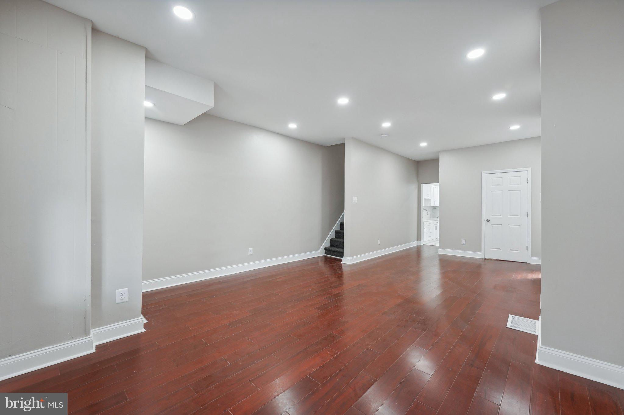 656 Walnut Street Pottstown, PA 19464 - Photo 8 of 49