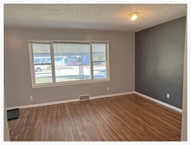 $234,900 | 2717 Beltrami Avenue Northwest, Bemidji, MN 56601